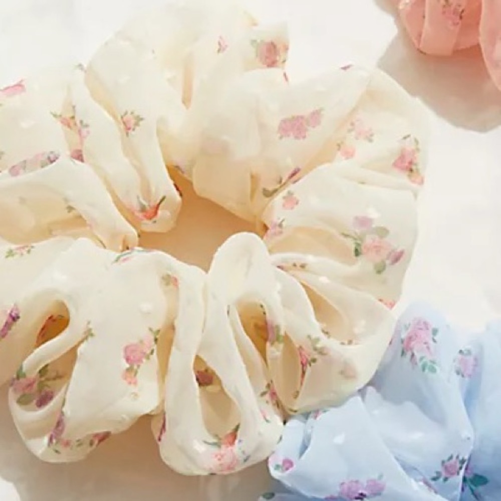 🌼 Free People Cream Yellow Sheer Chiffon Ditsy Floral Super Scrunchie